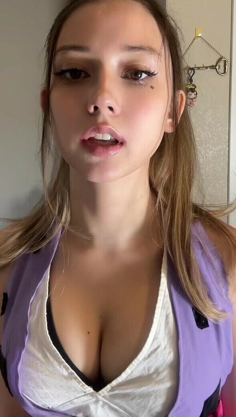 Jillynozomi OnlyFans geleakte Bilder