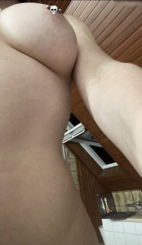 Gothminze Nackt auf OnlyFans Leaks