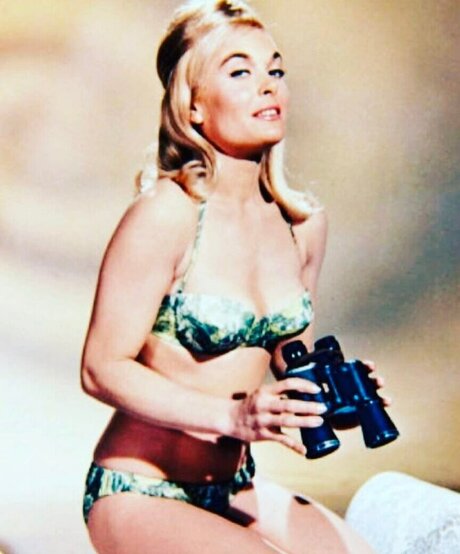 Vintage Sexy Celebs Only ...