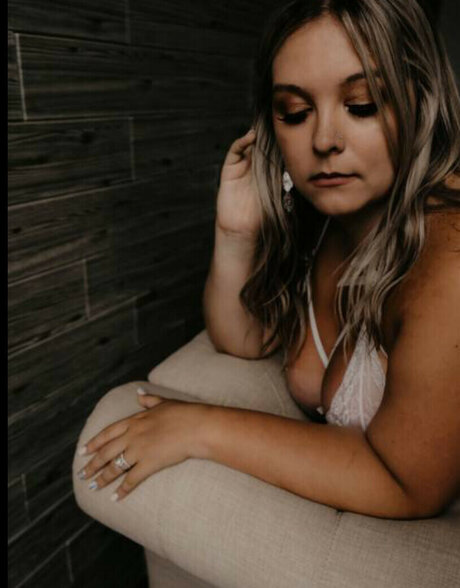 dollydrunkeyes OnlyFans Striptease