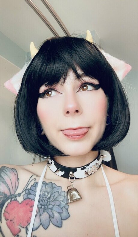 Rionasmiiilesss OnlyFans explizite Inhalte