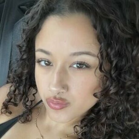 kloeelise OnlyFans Inhaltstyp