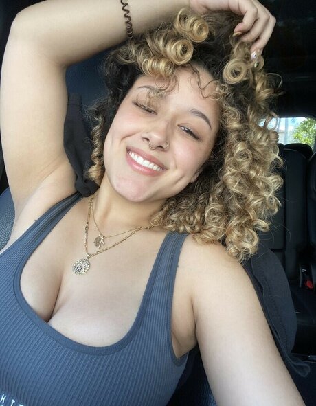 kloeelise Leaks OnlyFans