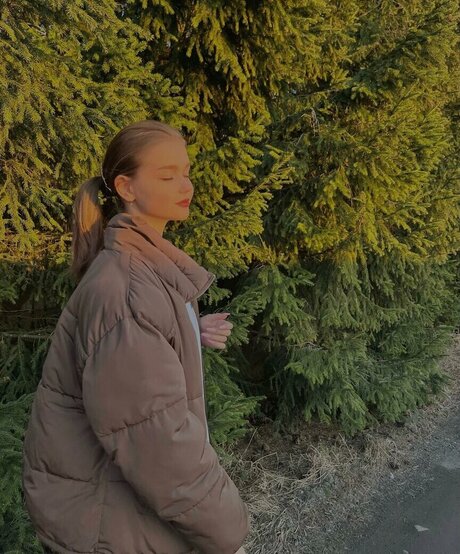 alina zaozerskayaaa OnlyFans Model Fotos