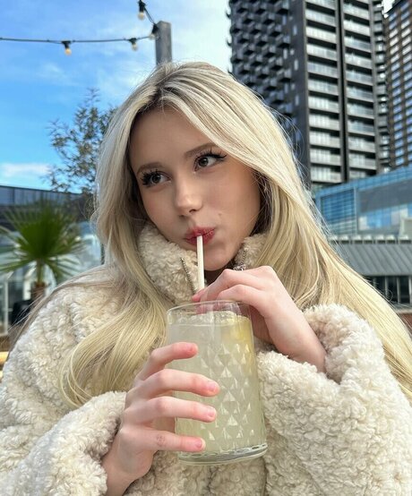 Kitty Mae Nacktbilder OnlyFans geleakt