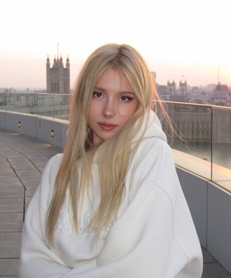 Kitty Mae Füße OnlyFans