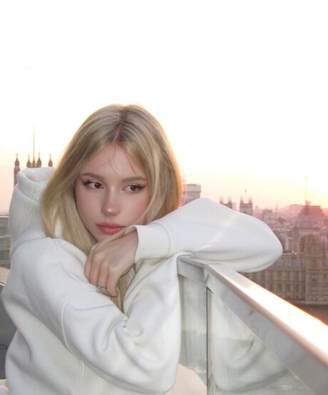 Kitty Mae OnlyFans Bilder