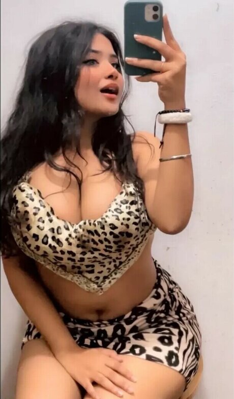 Jiyalicioux OnlyFans-Pornos