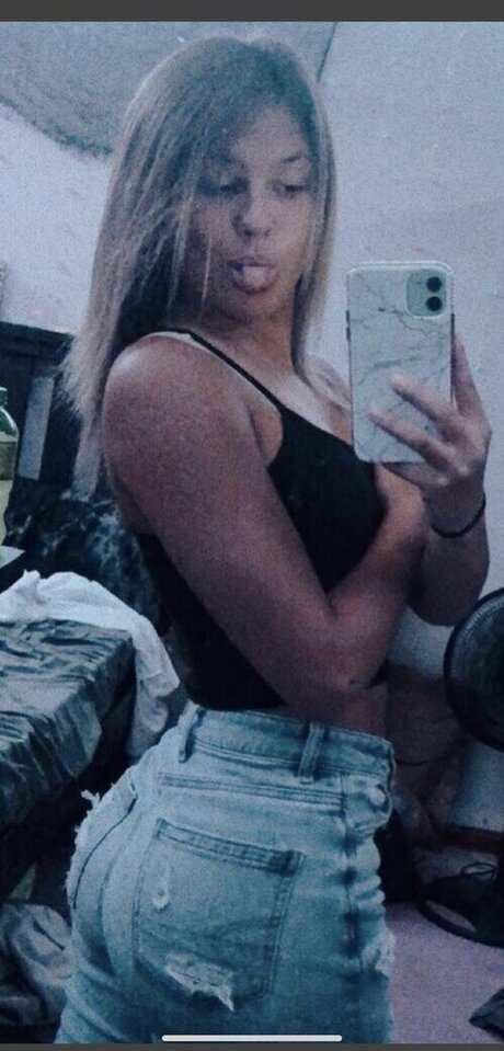 Kalia Hundley OnlyFans Brüste Bild