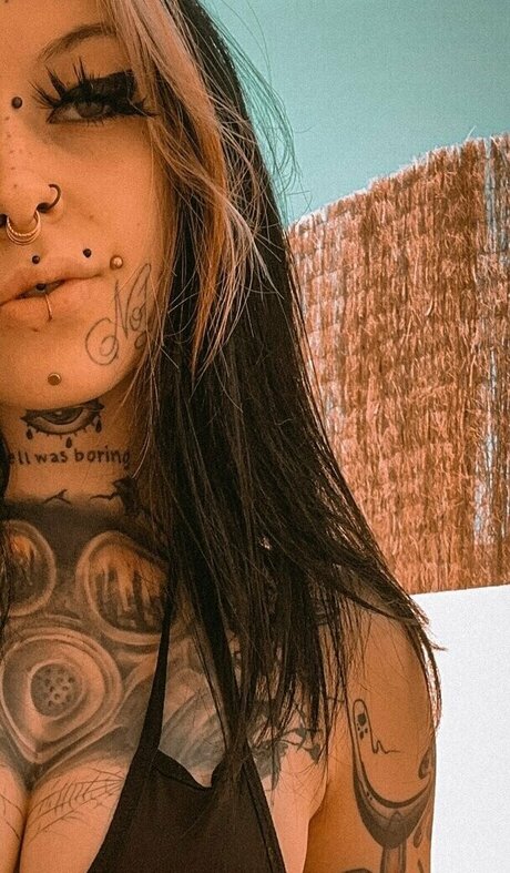 st hell Nacktbilder geleakt OnlyFans Aufgedeckt