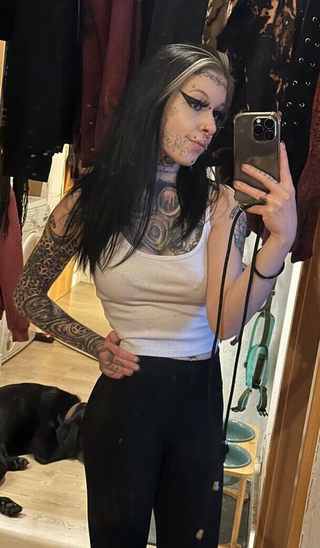 st hell OnlyFans Modelfoto