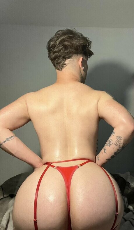 Haroldcdalves OnlyFans Model Fotos