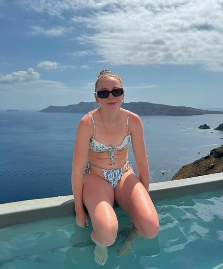 Molly Carlson OnlyFans-Rezensionen