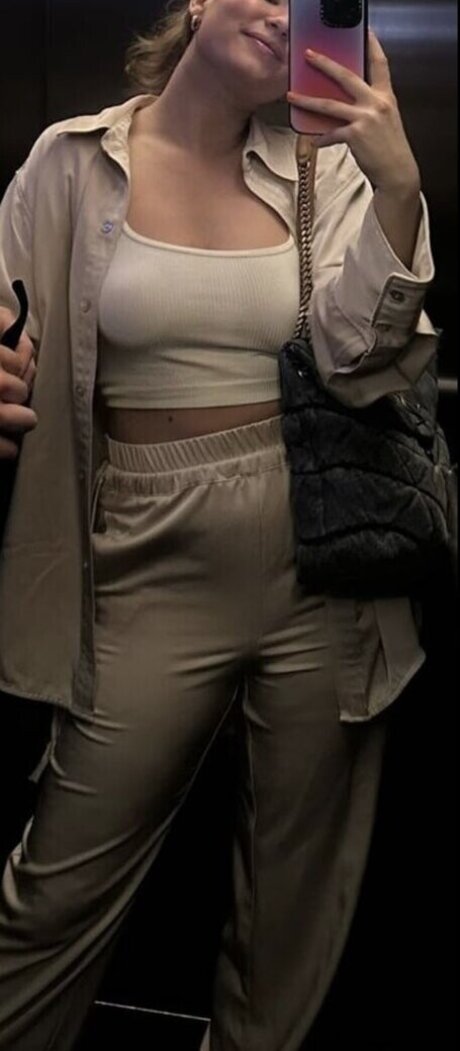 Sonny Loops OnlyFans nackt