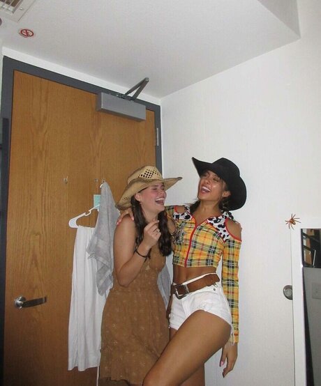 Lauren Avelina Nacktbilder von OnlyFans geleakt