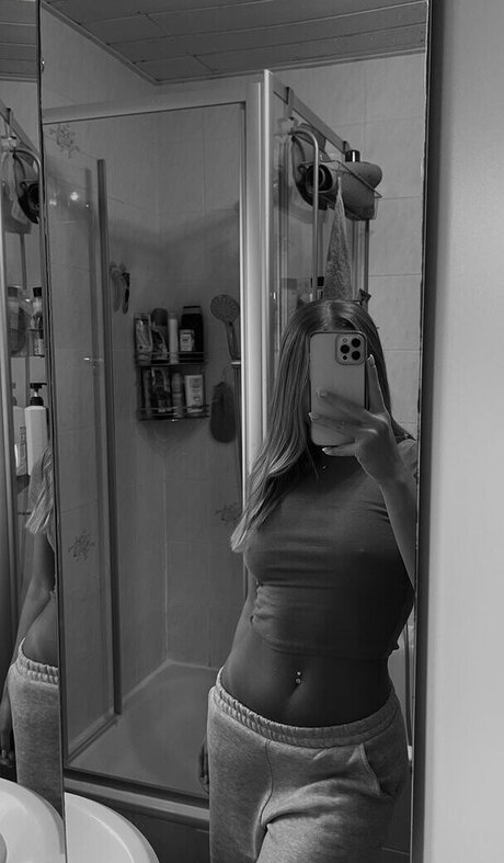 jxlia albrecht Nacktbilder von OnlyFans geleakt