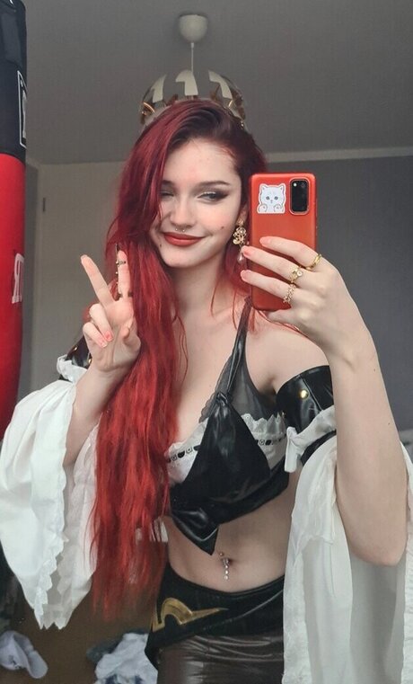 shemale-gangbang nur fans Aktbilder Premium