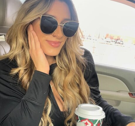 Ashley Kowalcyk Oben ohne OnlyFans