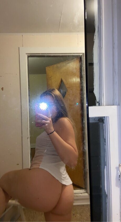 chanelle dumont OnlyFans-Creator