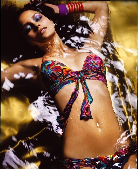 Pania Rose Brüste OnlyFans