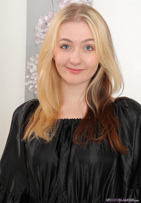 Em Yang NurlyFans-Brüste