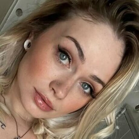 Rylee Blake OnlyFans Strip