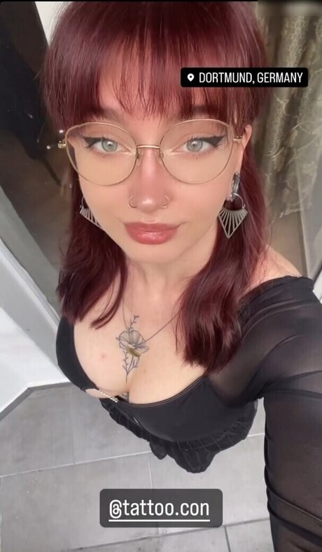 Kira Julie Nacktbilder von OnlyFans geleakt