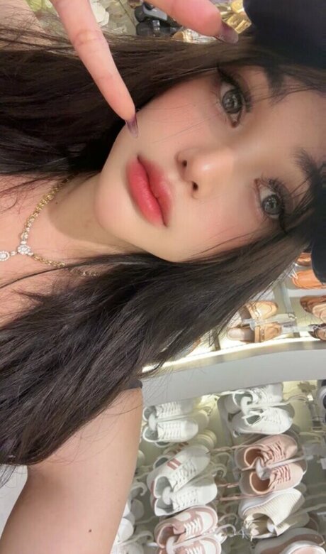 Olivea Hadid OnlyFans kostenlos