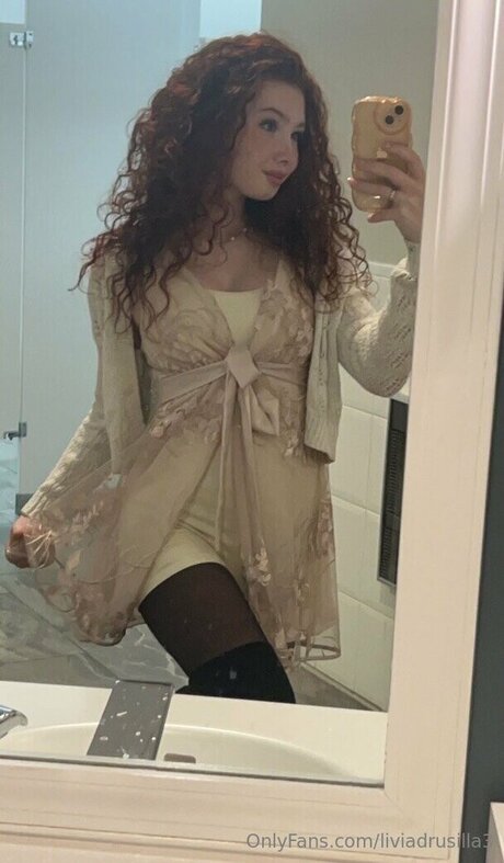 Livia Paige Nacktbilder OnlyFans Leak