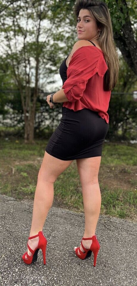 Short Mcnugget OnlyFans Striptease