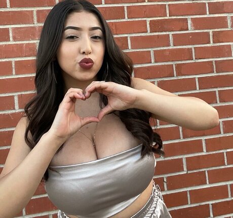 ashleyarambulaa OnlyFans-Creator