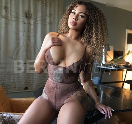 Bonita Brilliant OnlyFans Mega