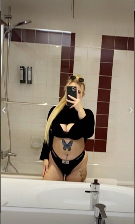 joanna offiziell Leak von OnlyFans-Inhalten