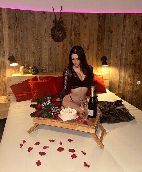 emilyvanxssa OnlyFans Leak