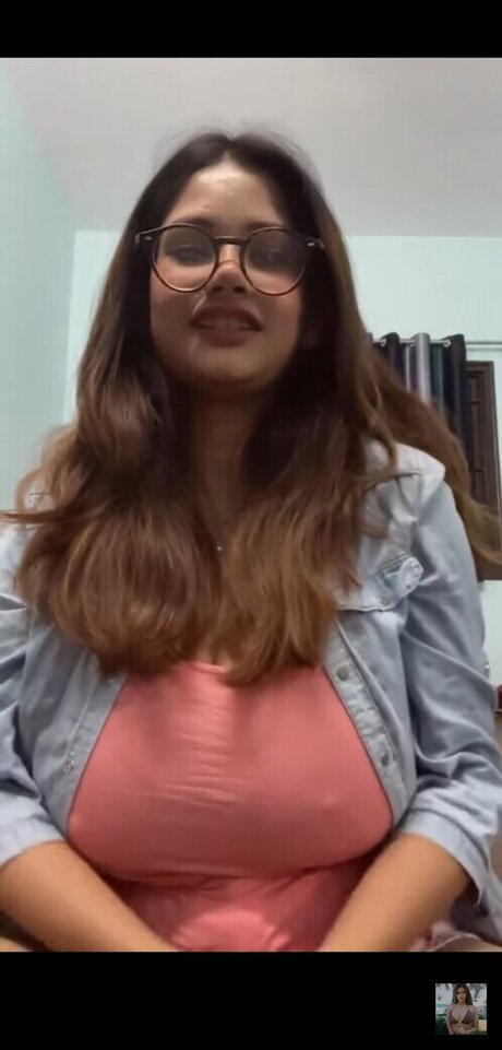 Shiviconic7 OnlyFans Fotos