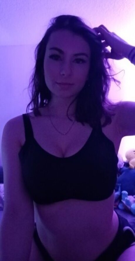 eAngi02 Kostenloses OnlyFans