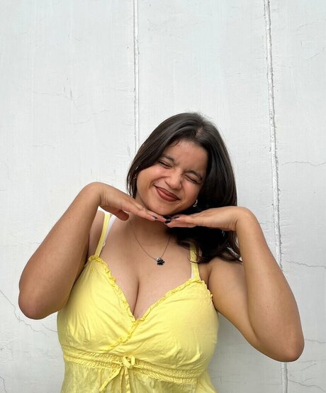 Tanu Cherry OnlyFans-Seite