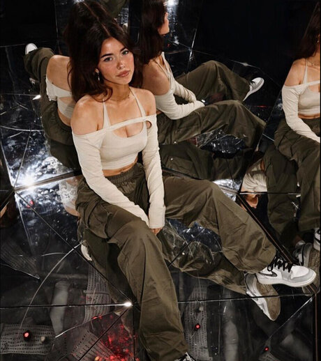 Clarissa Bea OnlyFans-Model