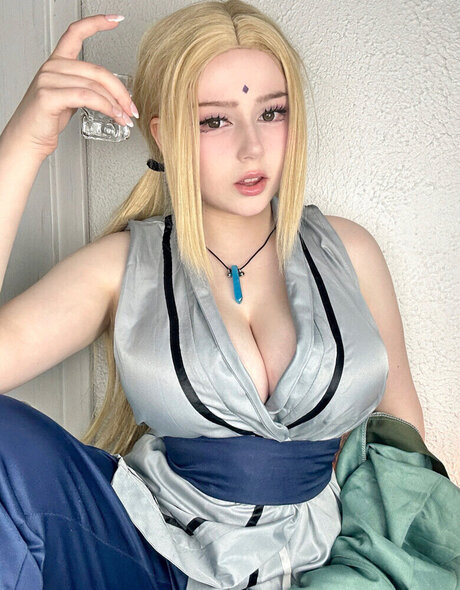 Mina min NurlyFans-Brüste