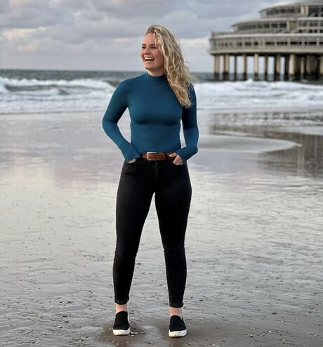 Roosjexb OnlyFans Sextape