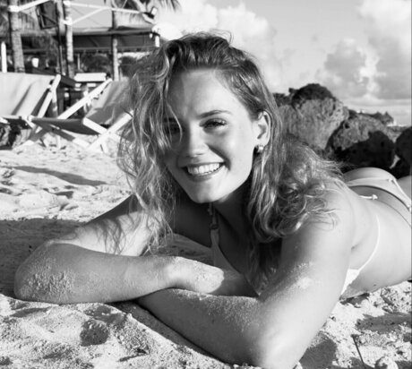 Roosjexb OnlyFans Sextape