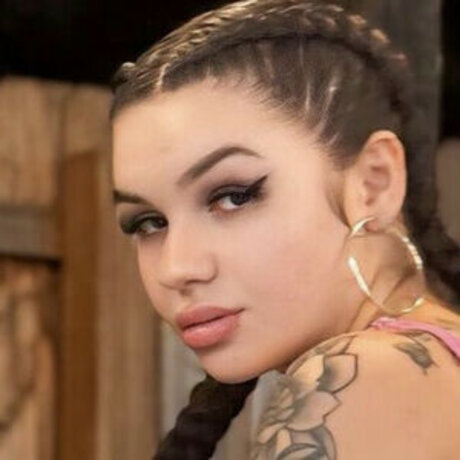 Autumn Flowers Nacktpornos auf OnlyFans