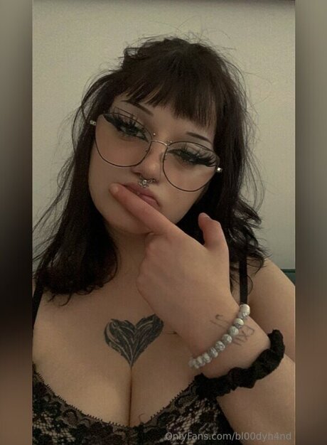 bl00dyh4nd Nacktbilder geleakt OnlyFans geleakt