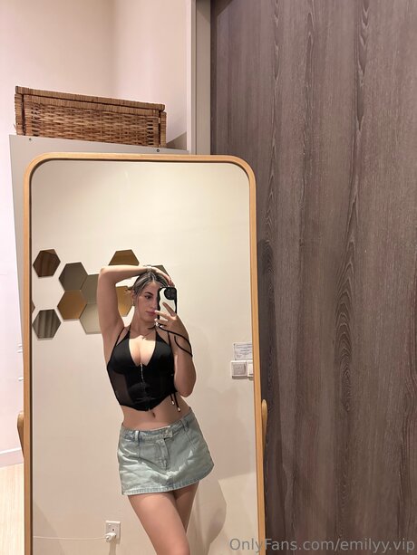 emilyy vip OnlyFans Sextape geleakt