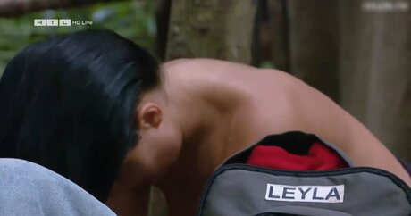 Ich bin ein Star Holt mich hier raus_ OnlyFans geleakte Bilder