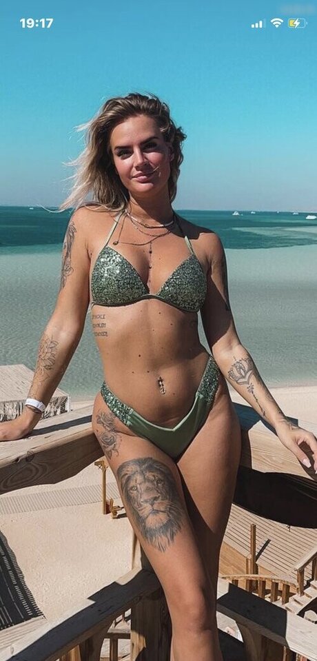 Anna Iffl nder OnlyFans Nacktfotos