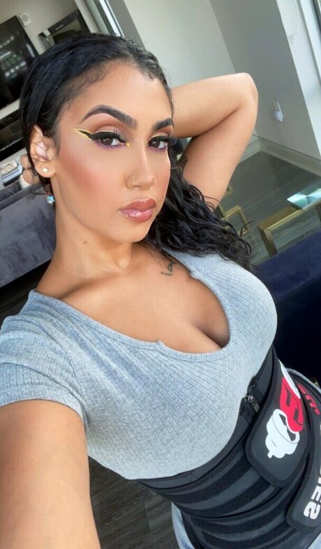 Queen Najia OnlyFans