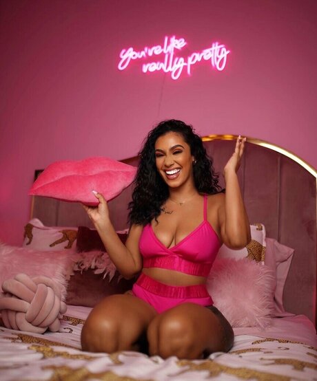 Queen Najia Nacktbilder geleakt OnlyFans Porn geleakt