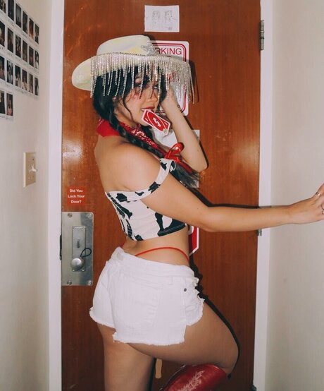 Choi Eun Strip OnlyFans