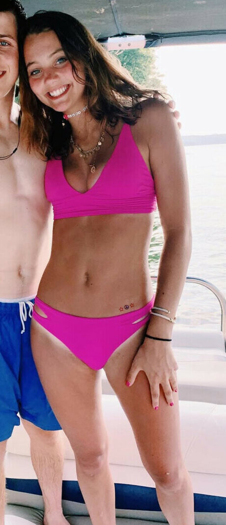 Anna Claire Howland annaclairehowland Heiße OnlyFans Inhalte